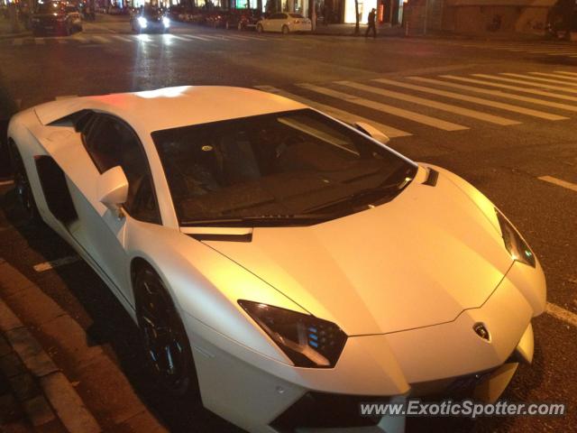 Lamborghini Aventador spotted in Shanghai, China