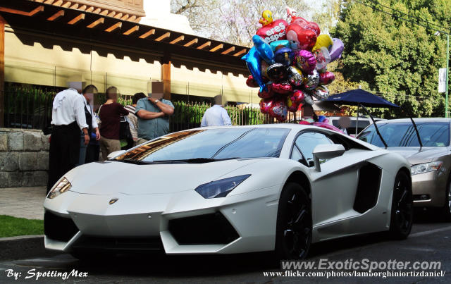 Lamborghini Aventador spotted in Ciudad de México, Mexico