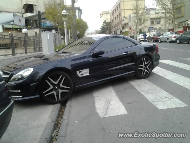 Mercedes SL 65 AMG spotted in Tehran, Iran