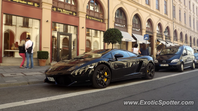 Lamborghini Gallardo spotted in Munich, Germany