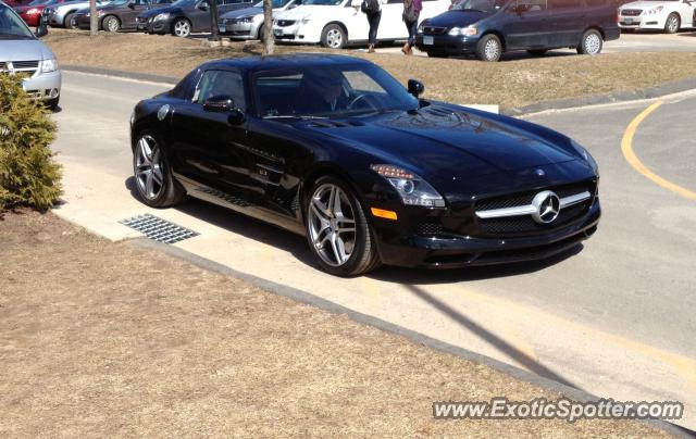 Mercedes SLS AMG spotted in Newtown, Connecticut