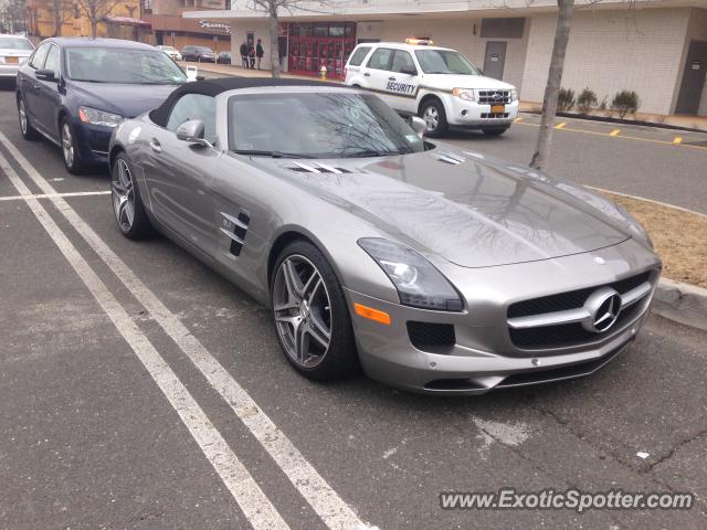 Mercedes SLS AMG spotted in Garden City, New York