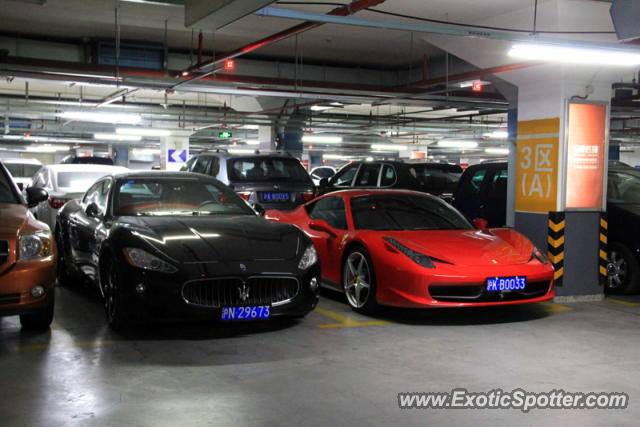 Ferrari 458 Italia spotted in Shanghai, China