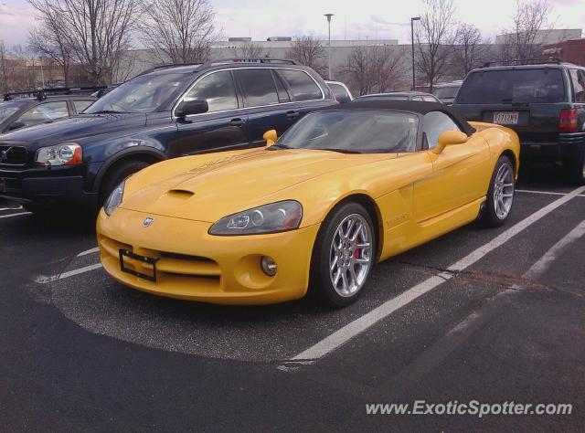 Dodge Viper spotted in Montgomery, Maryland