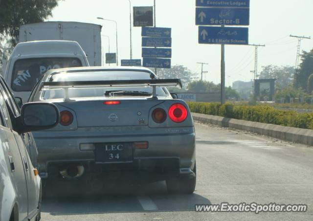 Nissan Skyline spotted in Lahore, Pakistan