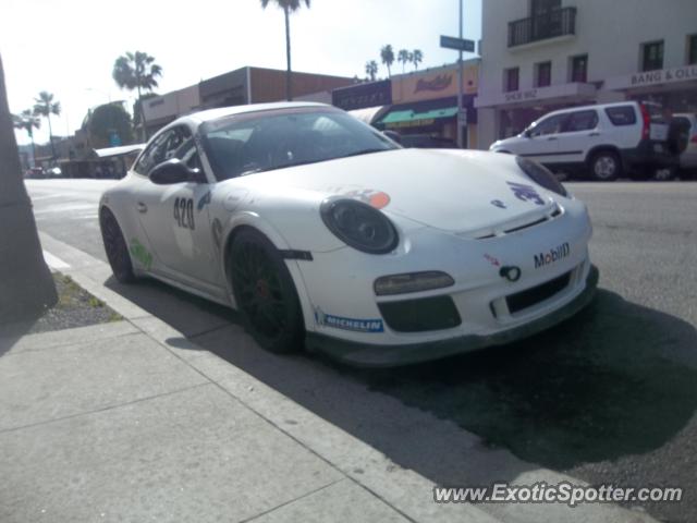 Porsche 911 GT3 spotted in Beverly Hills, California