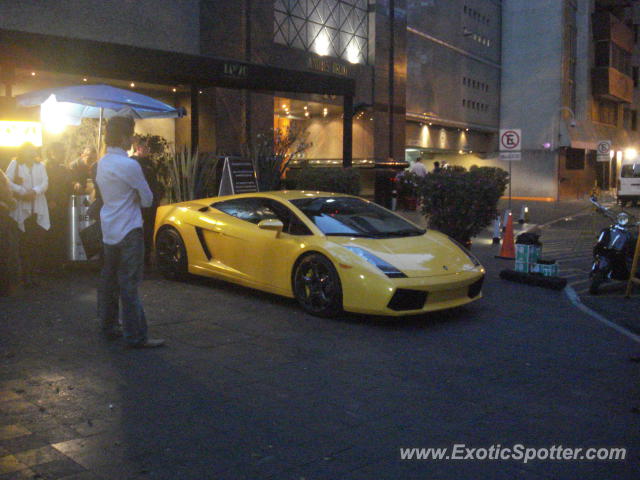 Lamborghini Gallardo spotted in Mexico City!, Mexico
