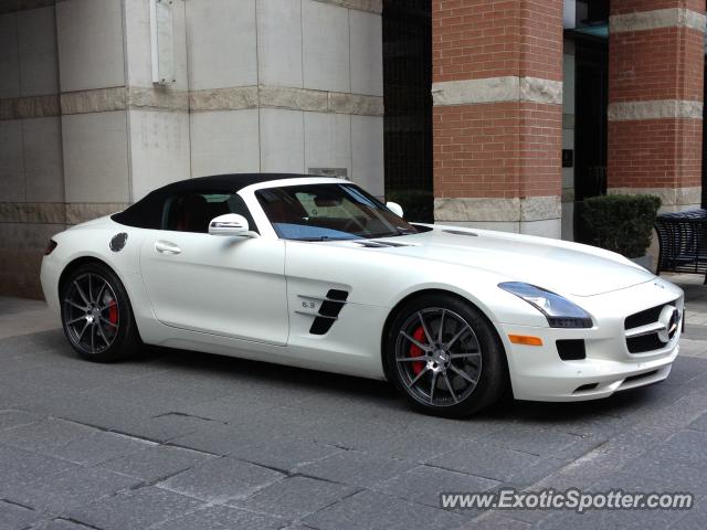 Mercedes SLS AMG spotted in Toronto, Canada