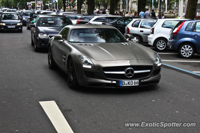 Mercedes SLS AMG spotted in Düsseldorf, Germany