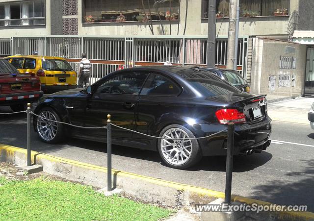 BMW 1M spotted in Lima, Peru