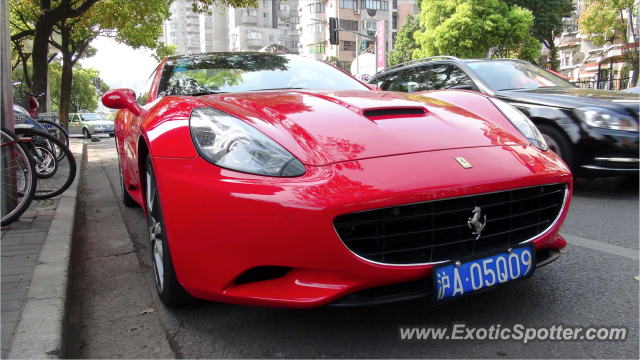 Ferrari California spotted in Shanghai, China