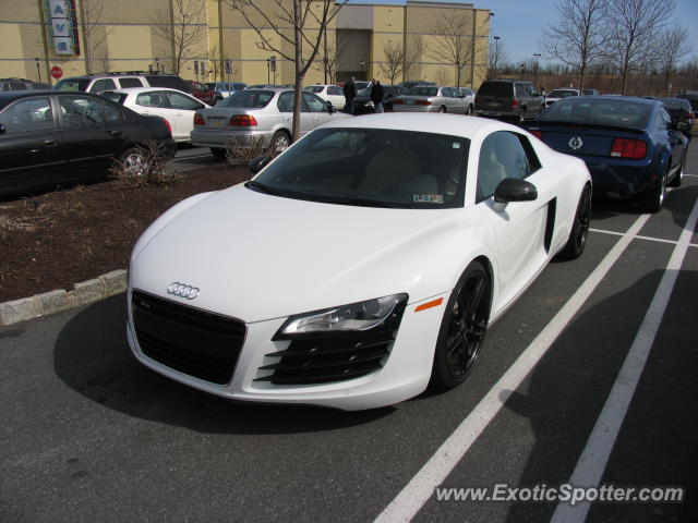 Audi R8 spotted in Center valley, Pennsylvania